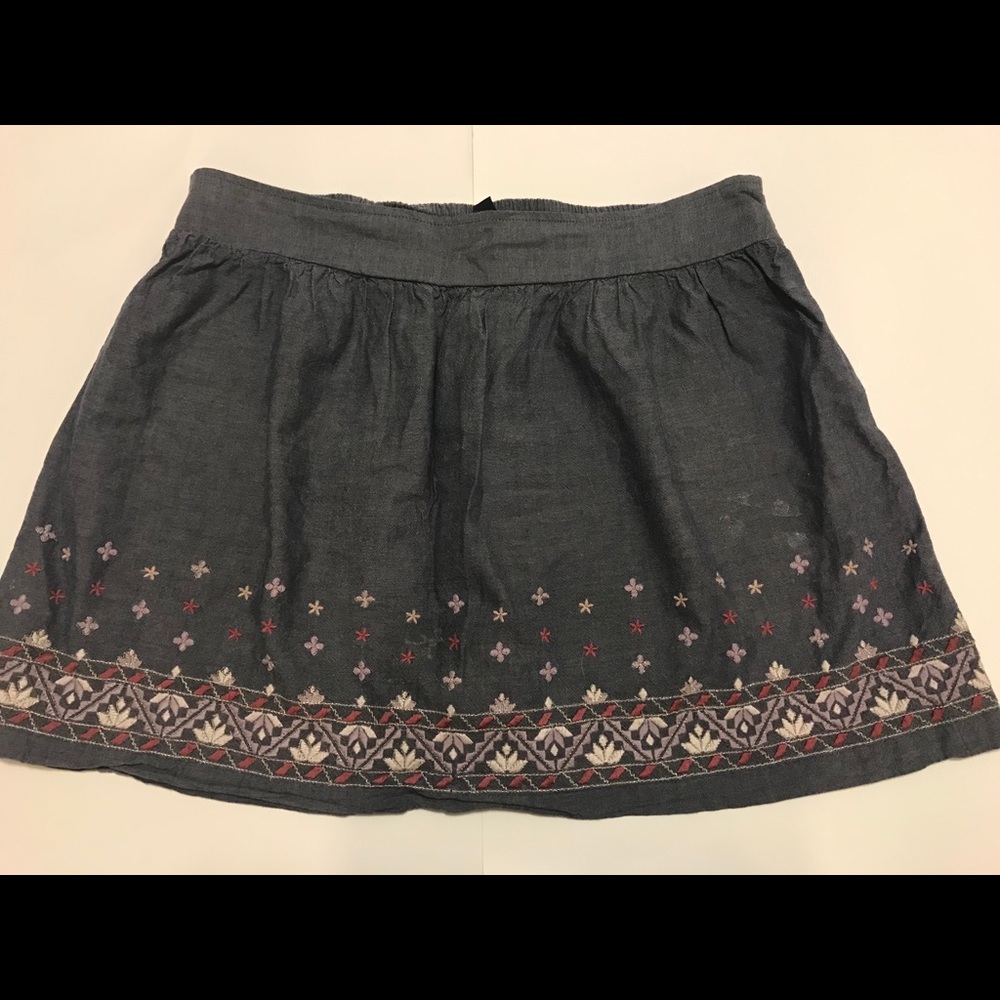 Used American Eagle skirt size XL